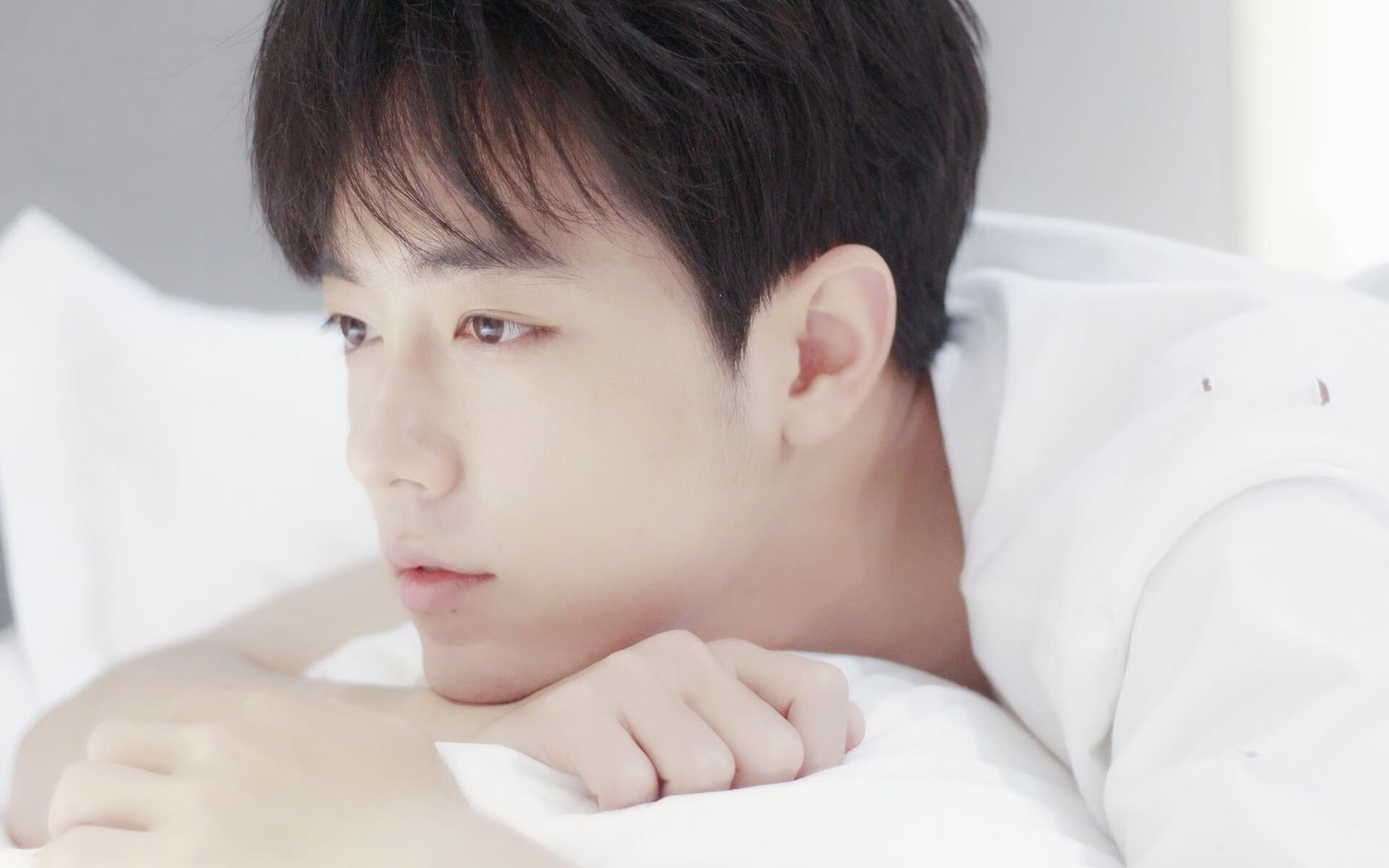 九游娱乐网页入口-是否应限制球员经纪人影响球队用人，受限制自由球员如果不和球队签约